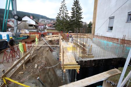 GRADNJA PRIZIDKA PRI ZD CERKNICA 04 FOTO LJUBO VUKELIČ